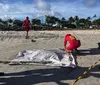 Corpo de malabarista argentina é encontrado na orla de Maceió imagem