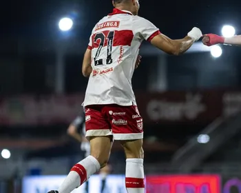 Pedro Castro marca mais um para o CRB contra o Operário; veja o lance!