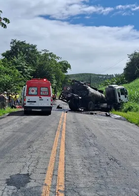 Acidente envolvendo quatro veículos deixa feridos na AL-424