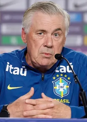 Ancelotti confirma Paquetá e Igor Thiago contra o Egito: 'Testar opções'; veja coletiva