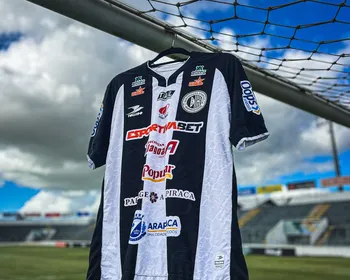 Bola rolando para o jogo entre ASA x Sergipe, pelo mata-mata da Série D; assista ao vivo!
