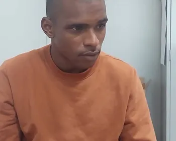 Genro preso por matar sogra é flagrado consolando esposa horas após o crime