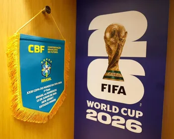 Ônibus do Brasil deixa hotel em Nova Jersey rumo ao estádio da estreia