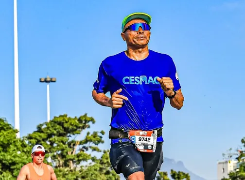 De colaborador a exemplo de superação: Wal conquista recorde pessoal na Maratona do Rio 2026