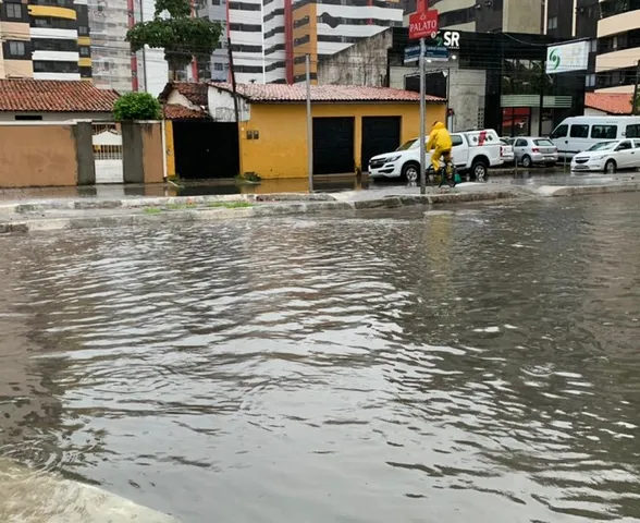 AL tem alerta de chuvas intensas para todos os municípios até sábado, aponta Inmet