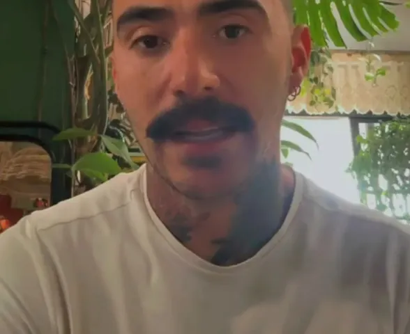 Ovni: após queimar HD, influencer se desespera: “Não tô bem da cabeça”