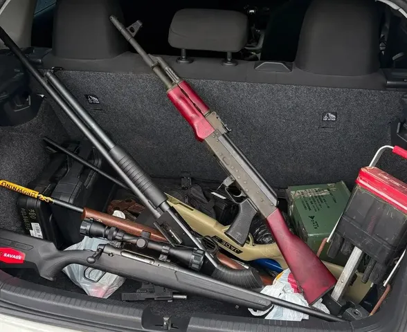 Veja o poder letal das armas apreendidas com homem que atirou em motorista por app