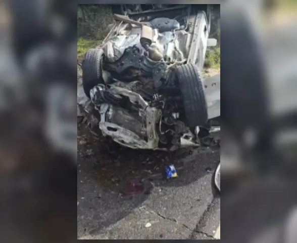 Vídeos: colisão entre carros deixa um morto e dois feridos em Craíbas