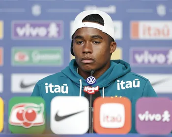 Endrick comenta sobre sua minutagem na Copa do Mundo e fala sobre sua relação com Neymar
