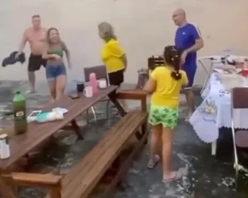 Nem o intestino segurou: reação de idosa ao gol do Brasil viraliza; assista