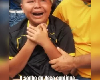 Vídeo de menino alagoano comemorando gol do Brasil viraliza e é publicado pela CazéTV