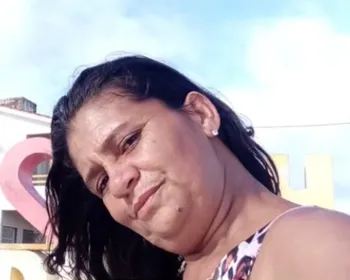 Vítima de tentativa de feminicídio com 90% do corpo queimado é transferida para UTI