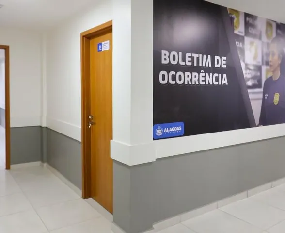 Suspeito é preso após invadir sede de Conselho dos Corretores, no Farol