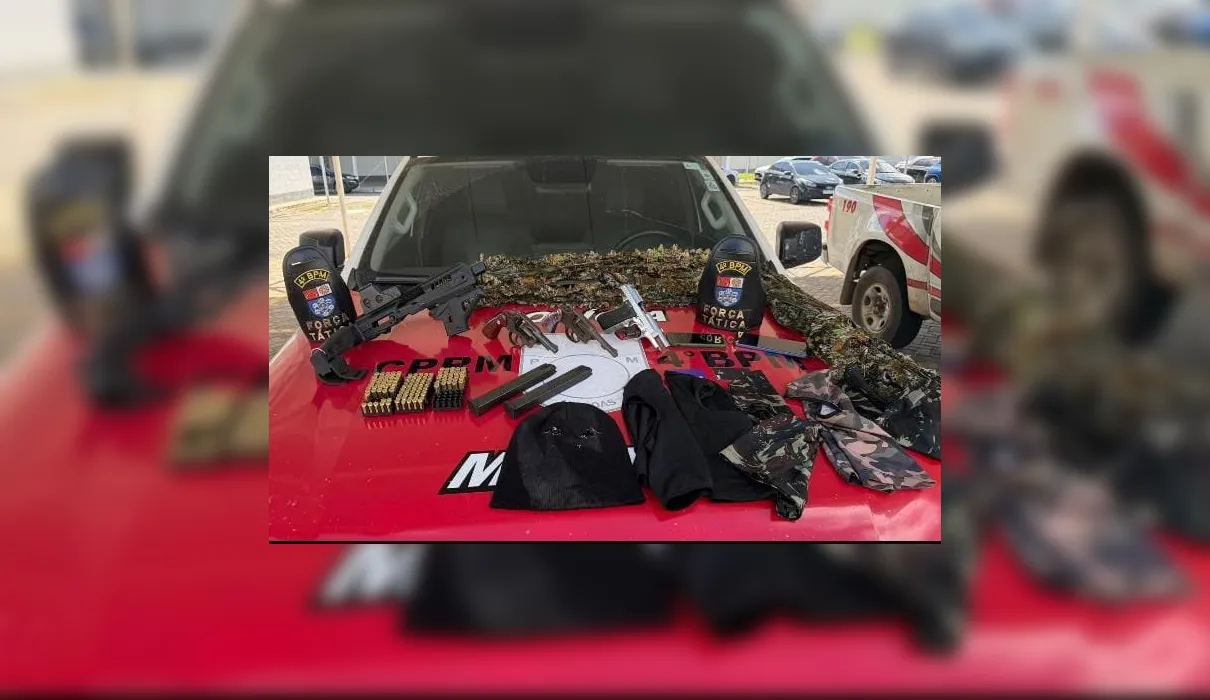 Grupo armado e com roupas camufladas é alvo da PM; suspeito morre em confronto no Benedito Bentes