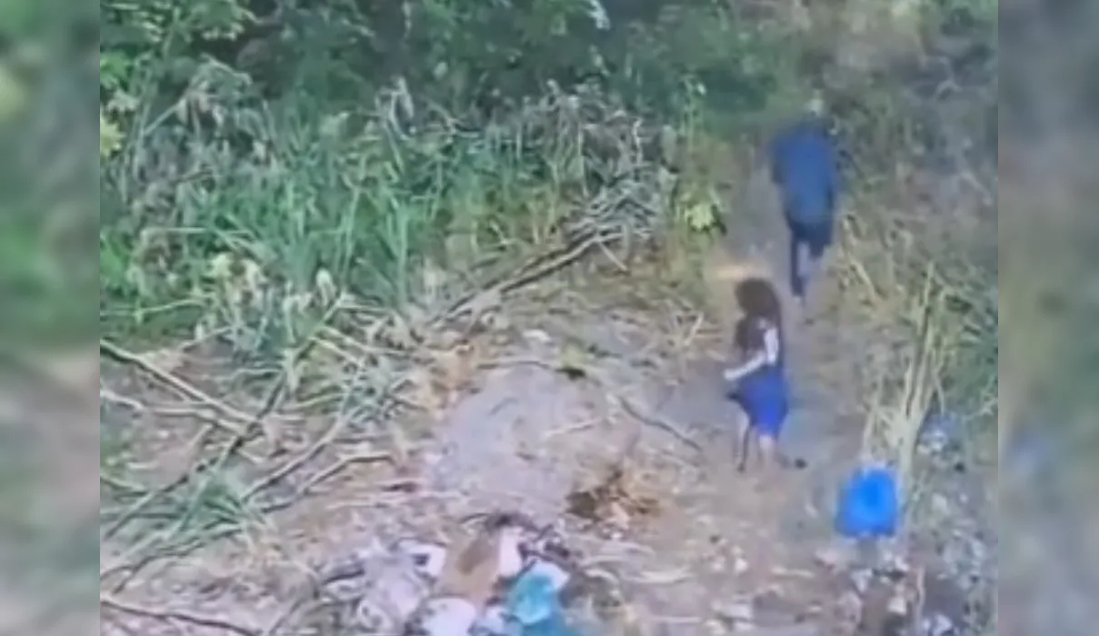 Imagens mostram criança de 6 anos chegando ao terreno onde foi morta em Maceió