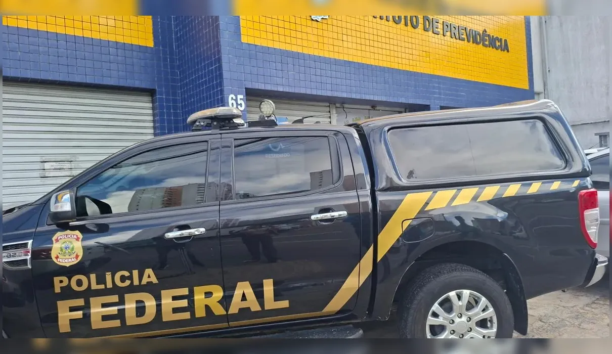 PF busca mensagens sobre possível pressão para Iprev investir no Banco Master