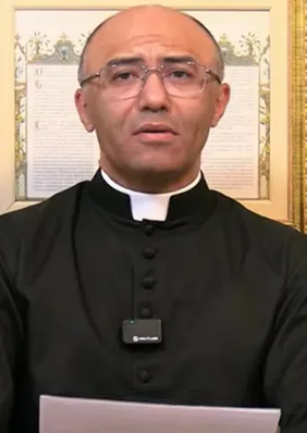 Padre excomungado denuncia nominalmente sacerdotes acusados de estupro