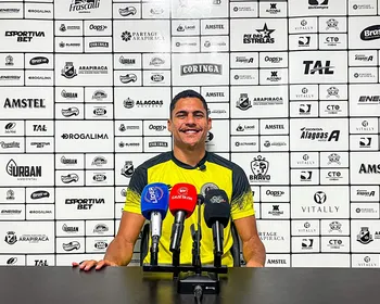 Alex Bruno projeta apoio da torcida do ASA e reforça foco no acesso: "Vou dar o melhor"