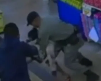 Bandido tenta desarmar policial e acaba morto dentro de supermercado