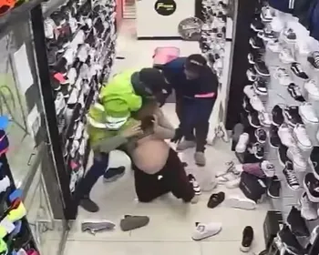 Criminosos invadem loja e espancam grávida na Argentina