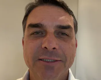 Flávio Bolsonaro anuncia apoio a Alfredo Gaspar: 'Um dos melhores quadros do partido'