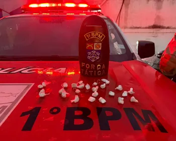 Homem é preso por tráfico de drogas após ser flagrado vendendo maconha e cocaína na Pajuçara