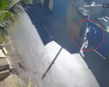 Mulher escapa de feminicídio após arma de suspeito falhar