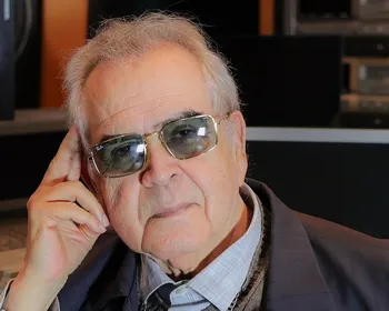 Padre Zezinho rejeita rótulo de influenciador: "A influência é da Igreja"
