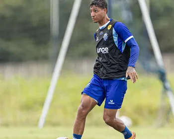 Retornos animam, mas dúvida na zaga persiste no CSA para duelo contra o São Luiz