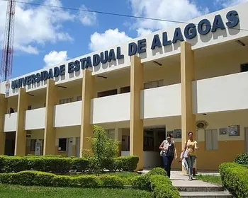Uneal oferece 300 vagas gratuitas em especializações; inscrições terminam nesta quinta