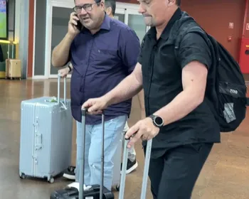 Veja como foi desembarque de Fábio Matias, novo técnico do CRB