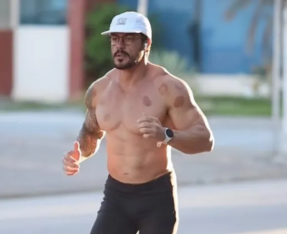 Atleta é atropelado por carro de passeio em avenida de Arapiraca
