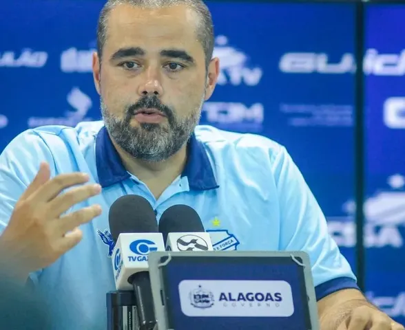 Bonatelli confirma reforço e espera regularização de Rafael Castro na Série D