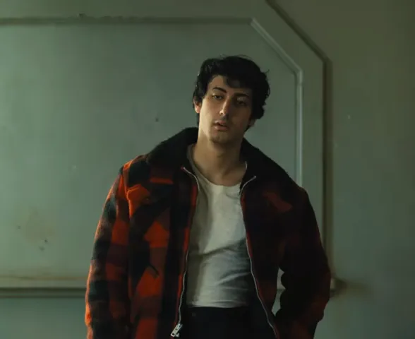 "Eu Sou o Rocky": filme sobre começo de carreira de Stallone ganha trailer