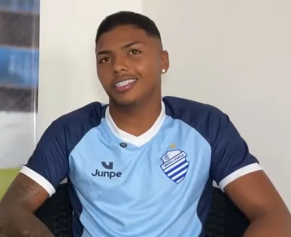 Herói do CSA, Cadu revela bastidores do gol da classificação: 'A ficha ainda não caiu'