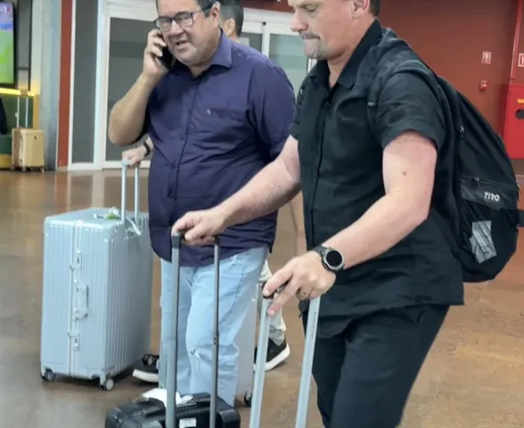 Veja como foi desembarque de Fábio Matias, novo técnico do CRB