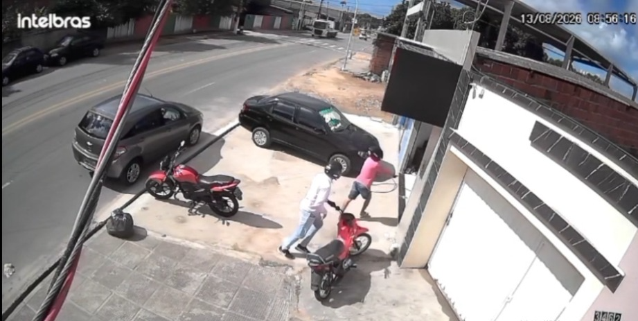 Dupla observa loja e retorna no dia seguinte para cometer assalto em Maceió