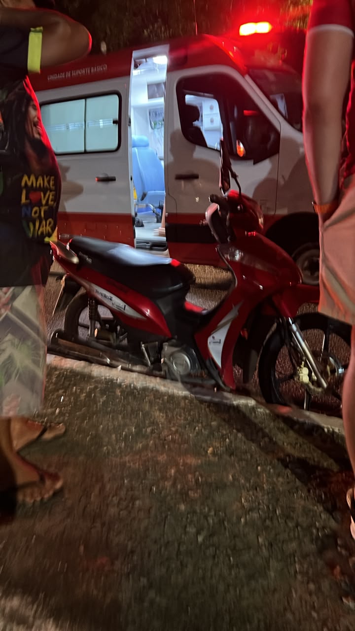 Motociclista morre após ser atropelado por ônibus no Tabuleiro do Martins