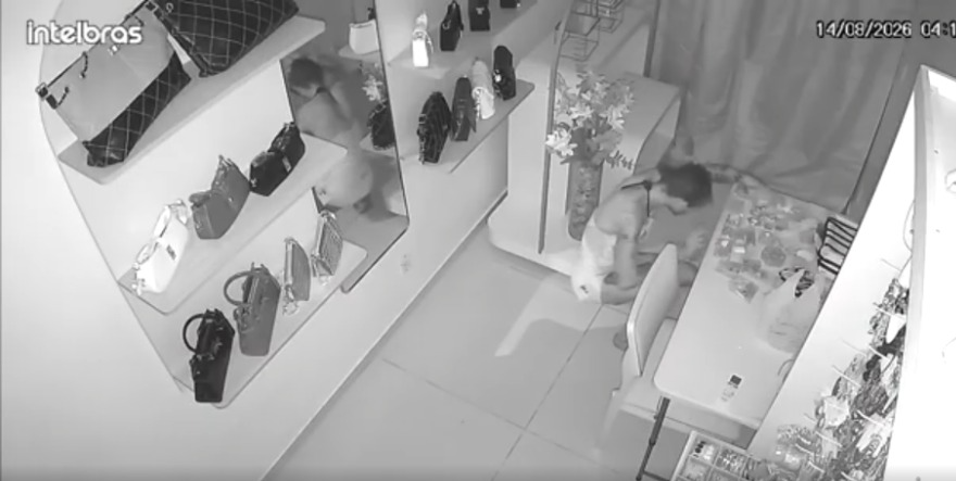 Mulher é presa após furtar R$ 10 mil em ferramentas e semijoias de loja em Maceió