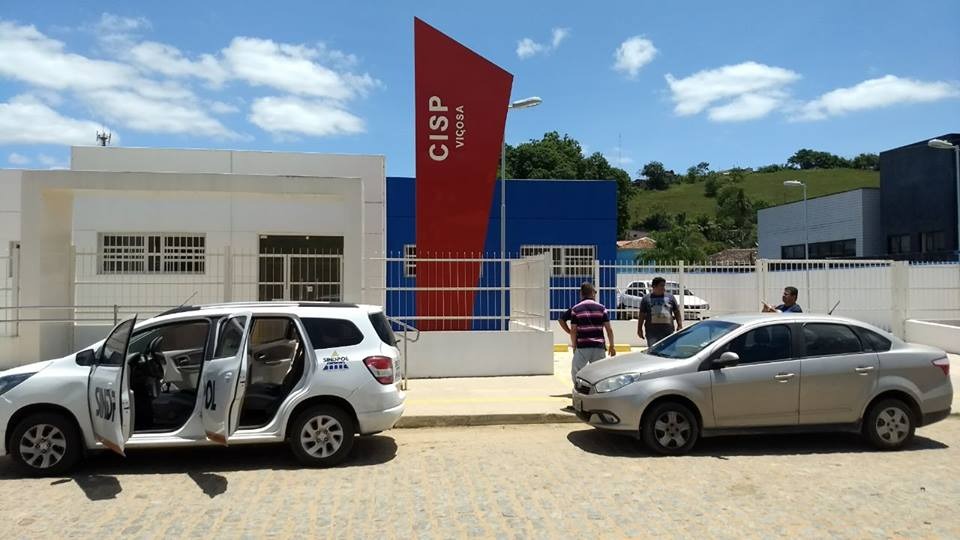 Suspeito de estupro é preso após cometer infração de trânsito em Maribondo