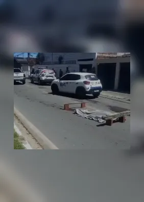 Homem é assassinado a golpes de faca e suspeito é preso no Salvador Lyra