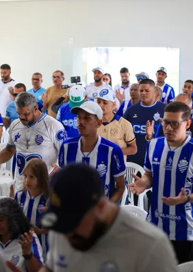 Missa, ausências e clima de cobrança marcam o aniversário de 113 anos do CSA