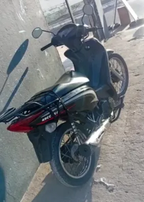 Moradores e trabalhadores reclamam de furtos frequentes de motos nos fundos de shopping em Arapiraca