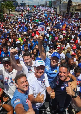 Renan Filho diz que caminhada foi a 'maior da história de Arapiraca'