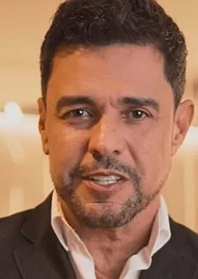 Zezé Di Camargo cita morte de Rick em manifestação política e causa revolta na web