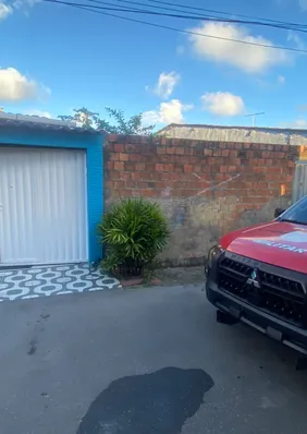 Adolescente de 17 anos é morto a tiros dentro de casa na Santa Amélia