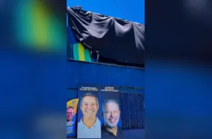 “Censura” ou propaganda irregular? Entenda por que imagem de Bolsonaro foi coberta em Maceió