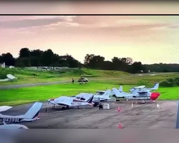 Avião e helicóptero da policia colidem no ar nos EUA; piloto morre