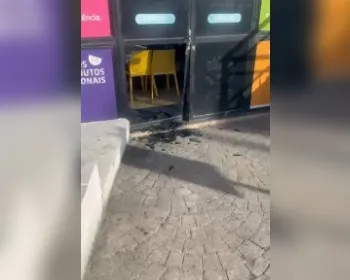 Casal é suspeito de invadir estabelecimentos e cometer série de furtos na orla de Maceió