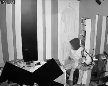 Homem arromba loja, passa 20 minutos e causa prejuízo de quase R$ 8 mil